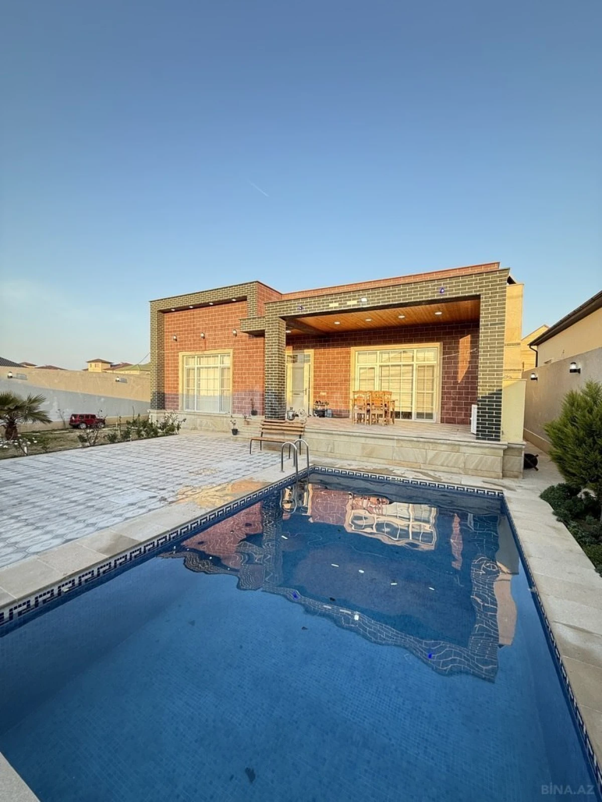 Satılır 4 otaqlı həyət evi 160 m²