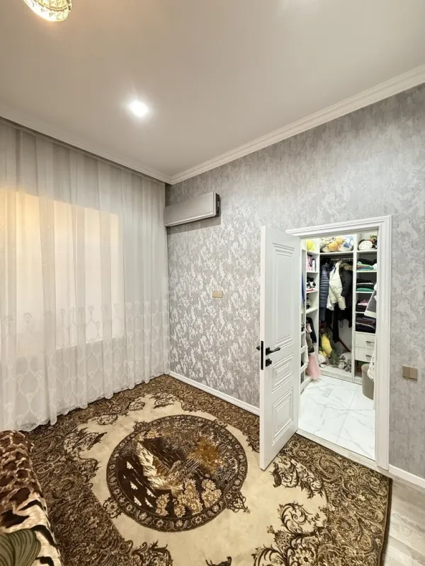 Satılır 4 otaqlı həyət evi 160 m²