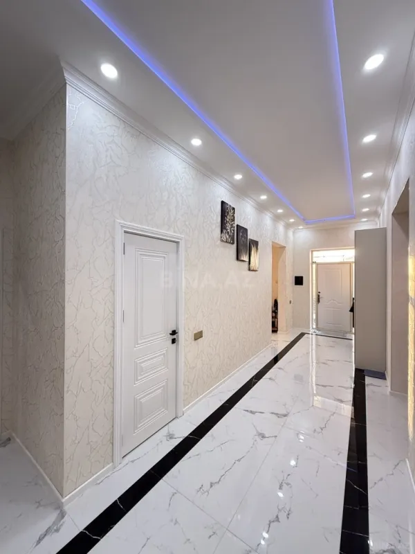 Satılır 4 otaqlı həyət evi 160 m²