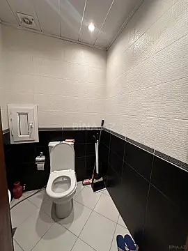 Satılır 3 otaqlı mənzil 122 m²