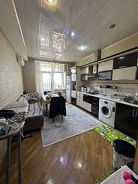 Satılır 3 otaqlı mənzil 122 m² — Bakı, İnşaatçılar 3 otaq 122.00 m²