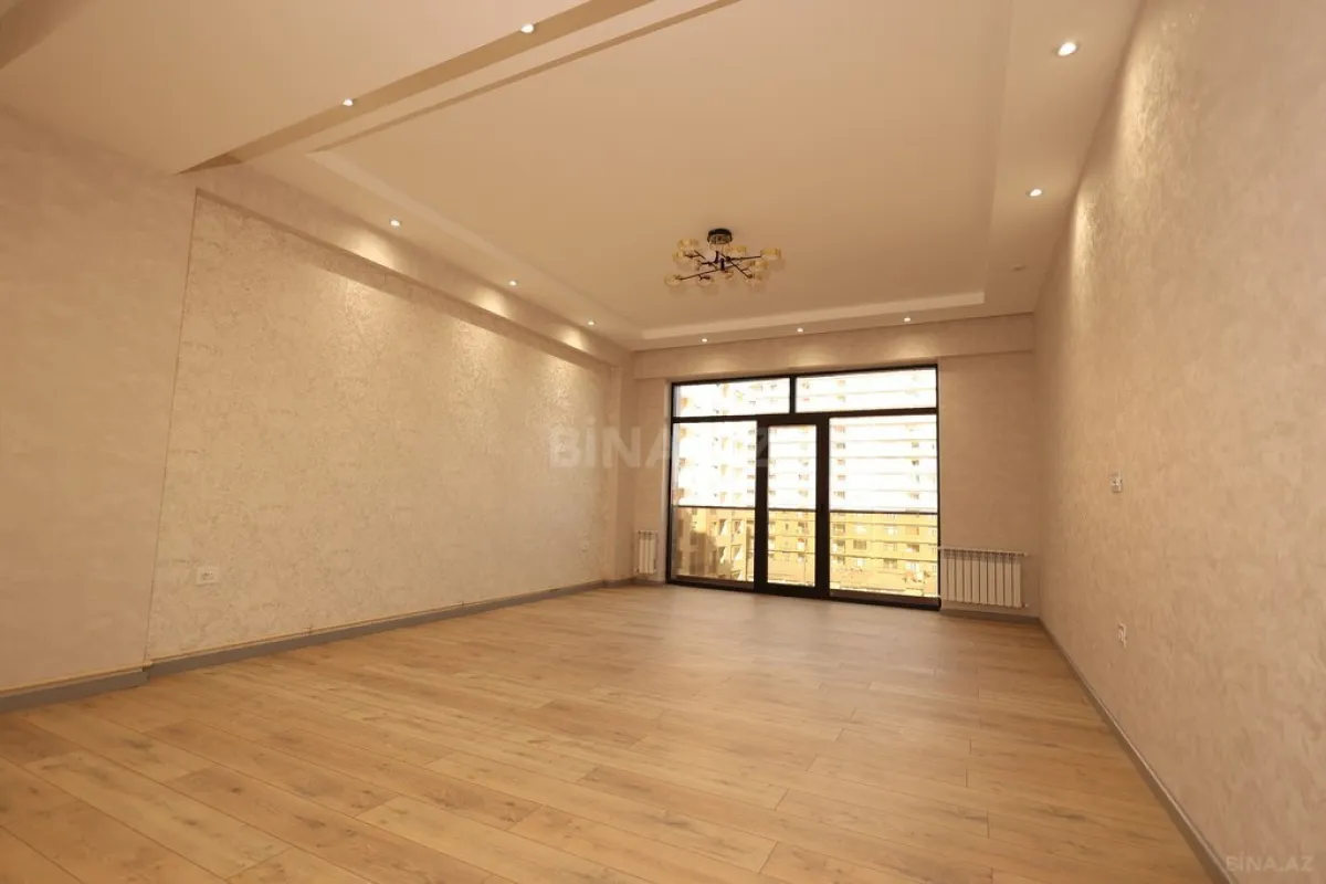 Satılır 2 otaqlı mənzil 87 m²