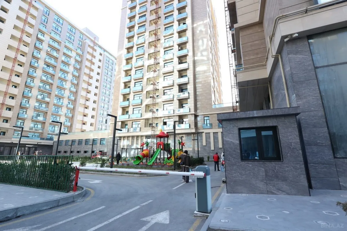 Satılır 2 otaqlı mənzil 87 m²
