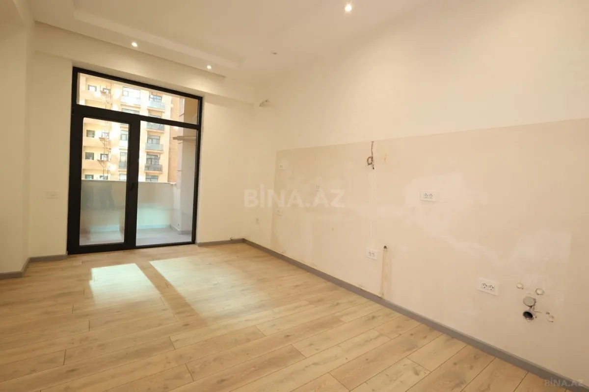 Satılır 2 otaqlı mənzil 114 m²
