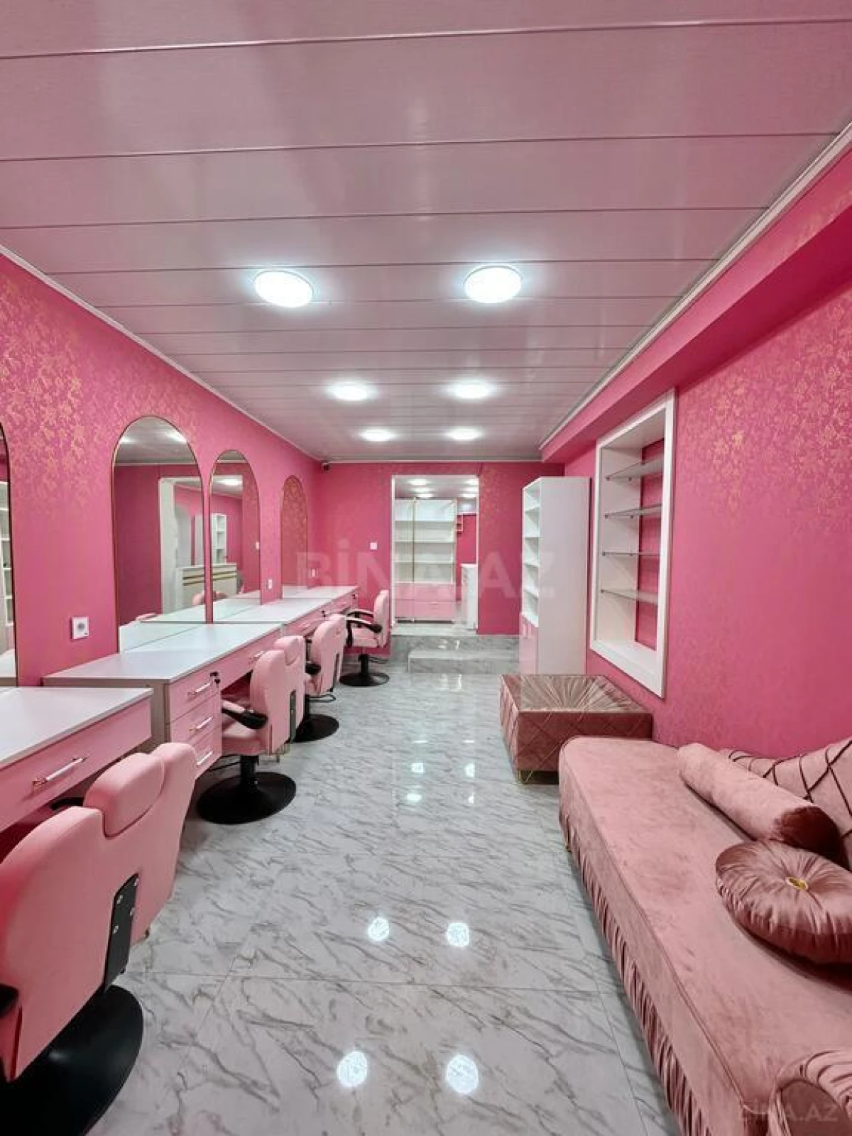 Satılır obyekt 100 m²