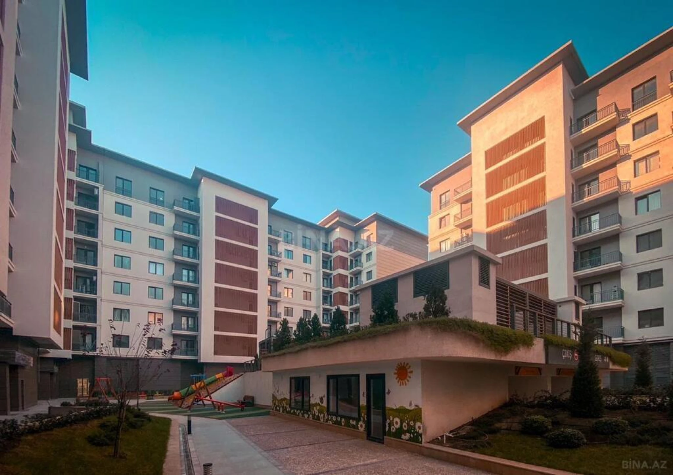 Kirayə verilir 2 otaqlı mənzil 55 m²