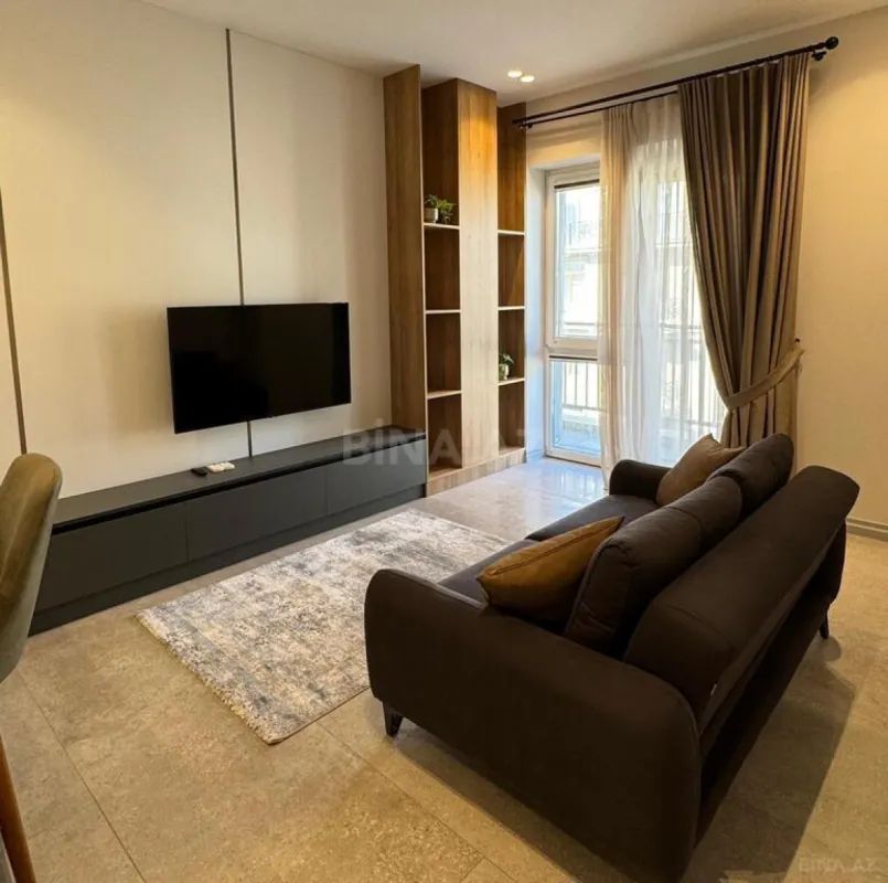 Kirayə verilir 2 otaqlı mənzil 55 m²