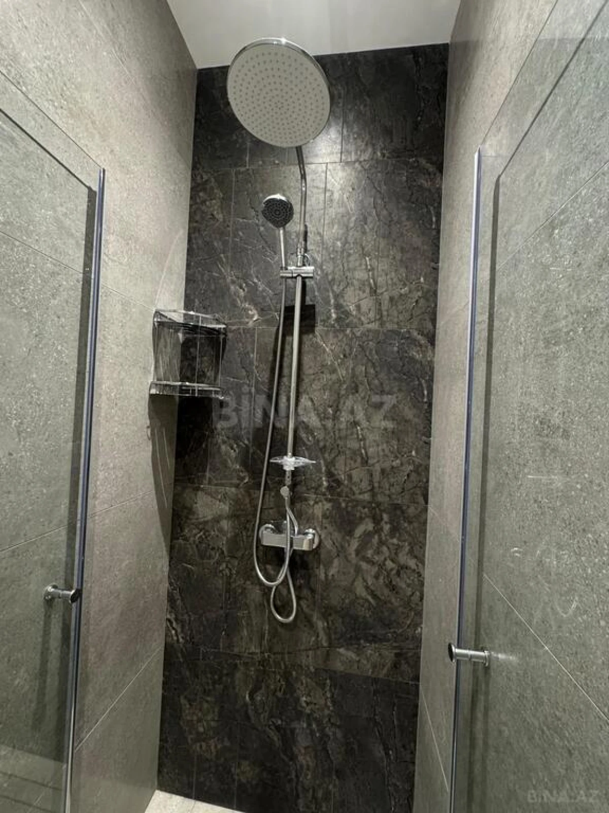 Kirayə verilir 2 otaqlı mənzil 55 m²