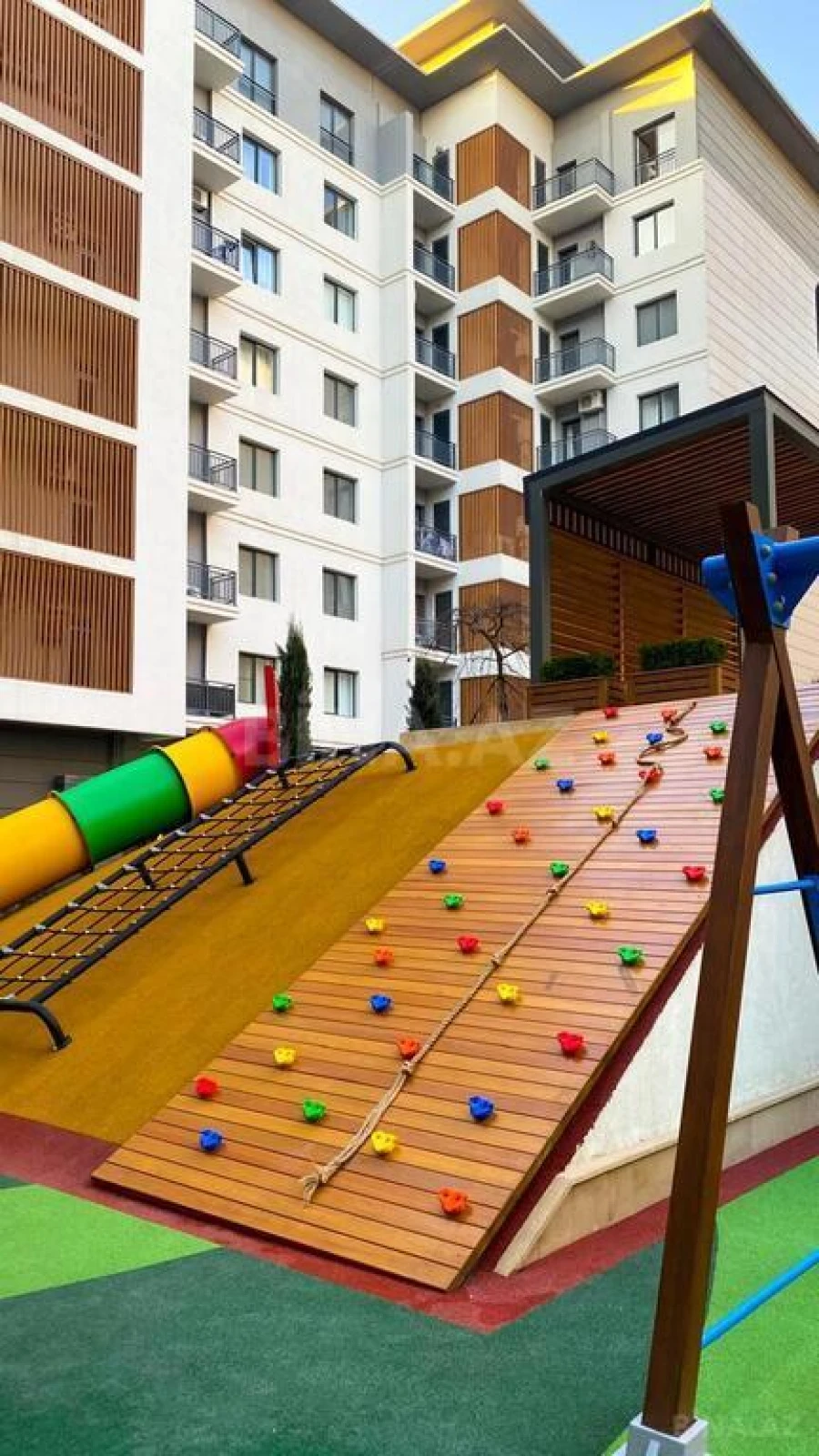 Kirayə verilir 2 otaqlı mənzil 55 m²