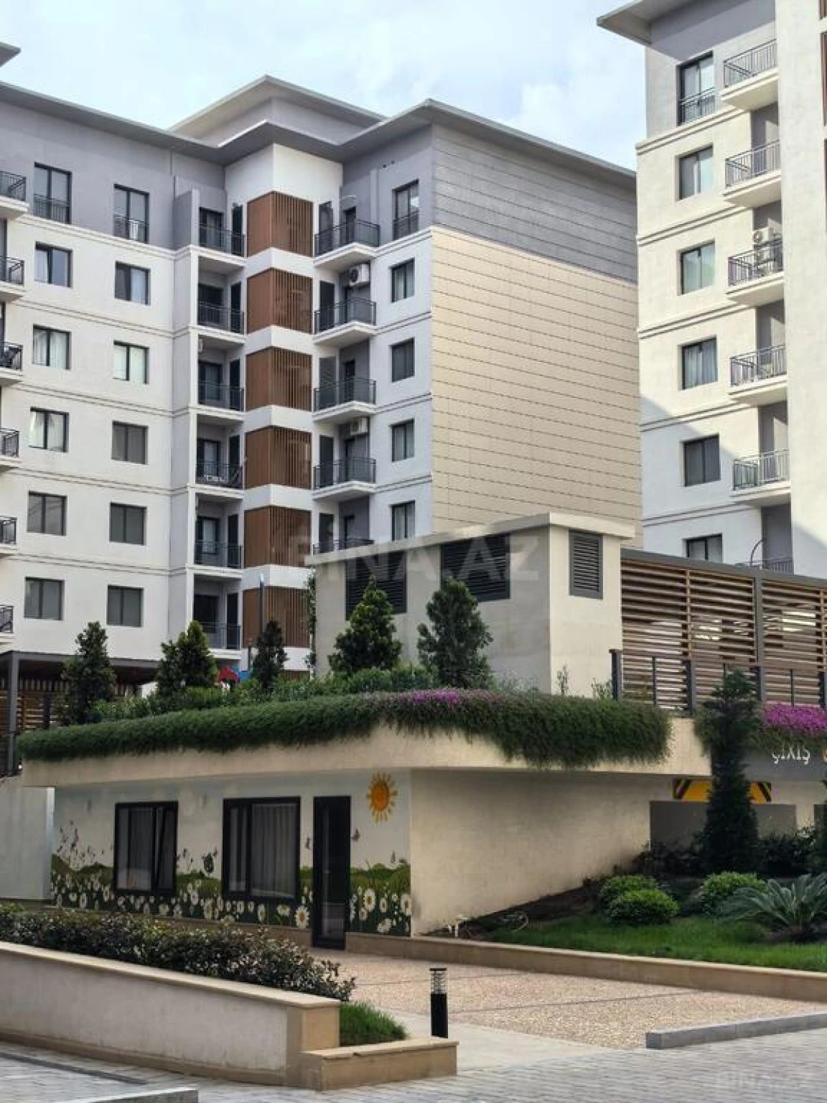 Kirayə verilir 2 otaqlı mənzil 55 m²