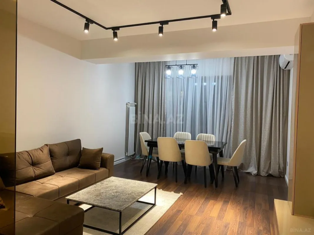 Kirayə verilir 2 otaqlı mənzil 70 m²