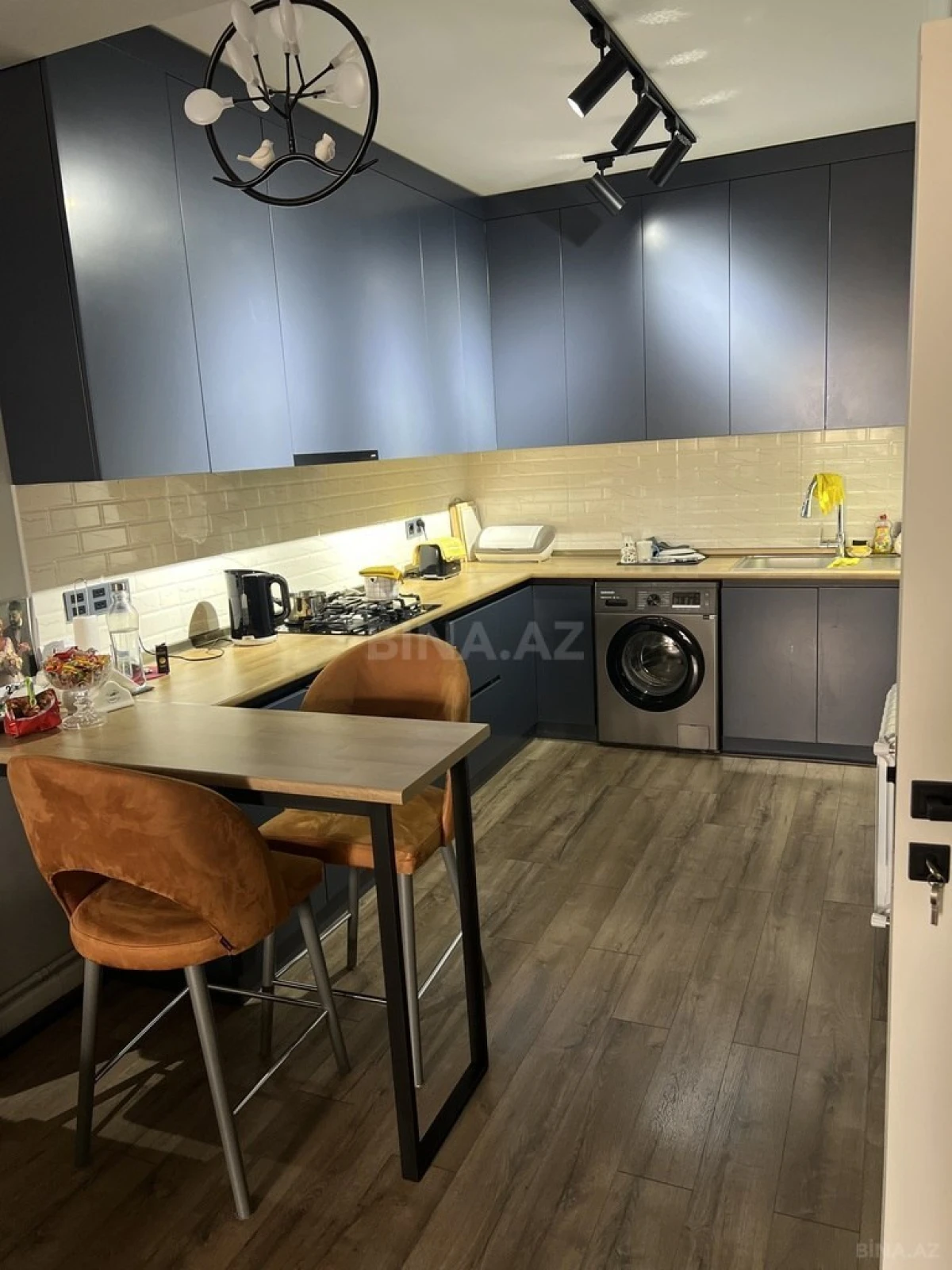 Satılır 2 otaqlı mənzil 78 m²