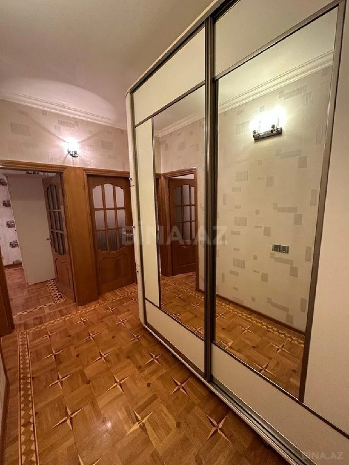 Satılır 3 otaqlı mənzil 90 m²