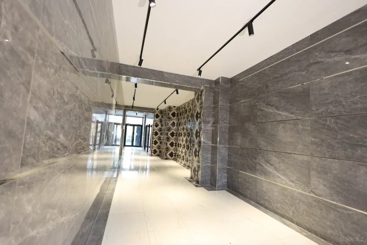 Satılır 3 otaqlı mənzil 174.4 m²
