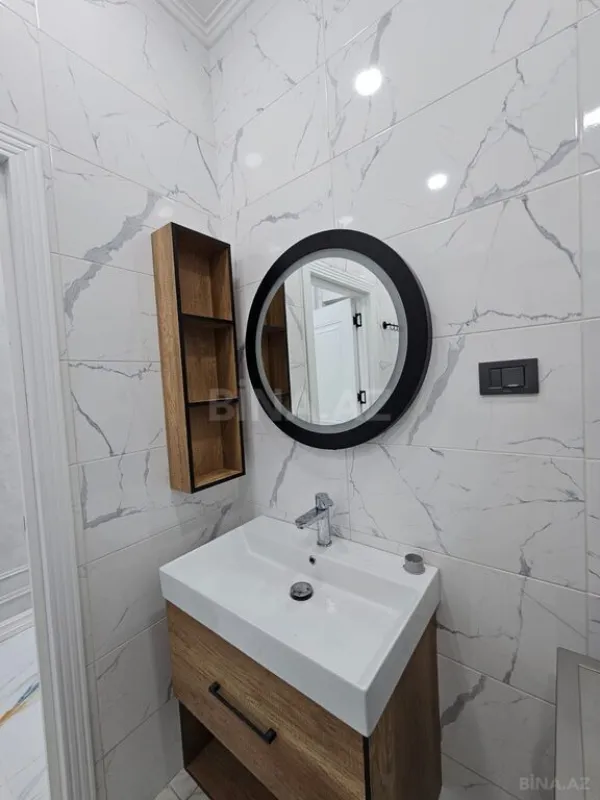 Kirayə verilir 2 otaqlı mənzil 95 m²