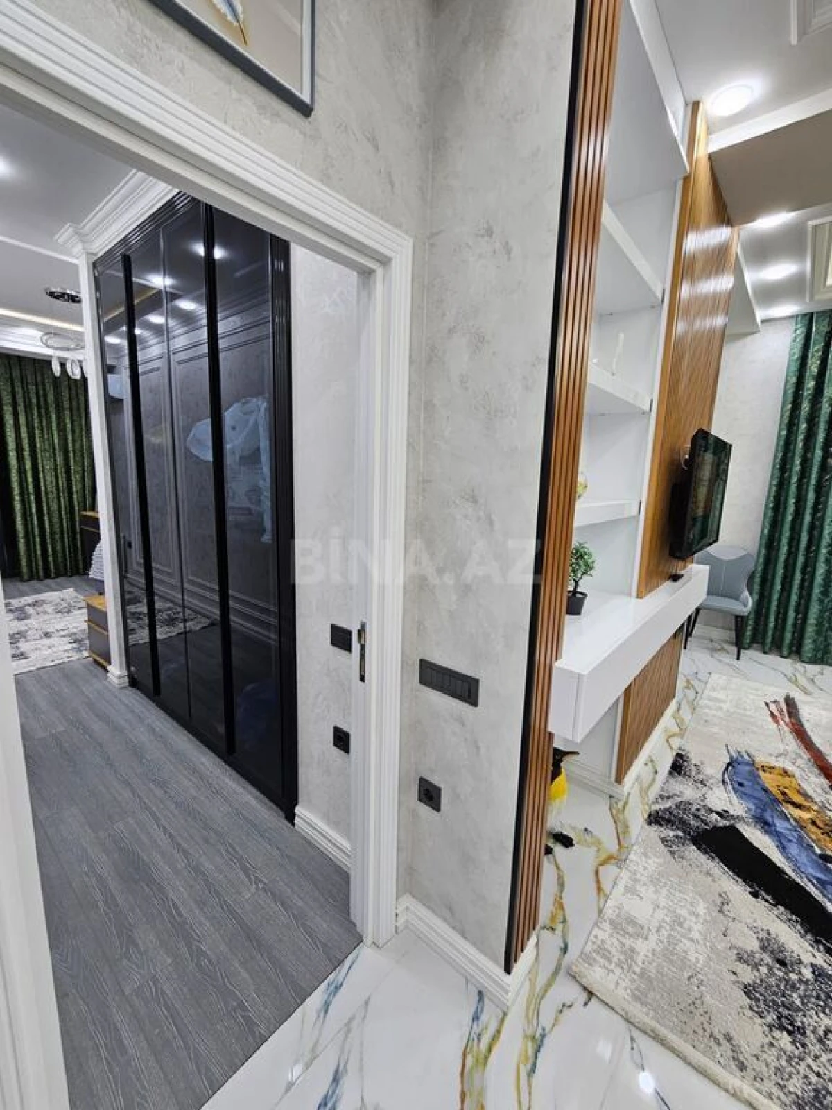 Kirayə verilir 2 otaqlı mənzil 95 m²