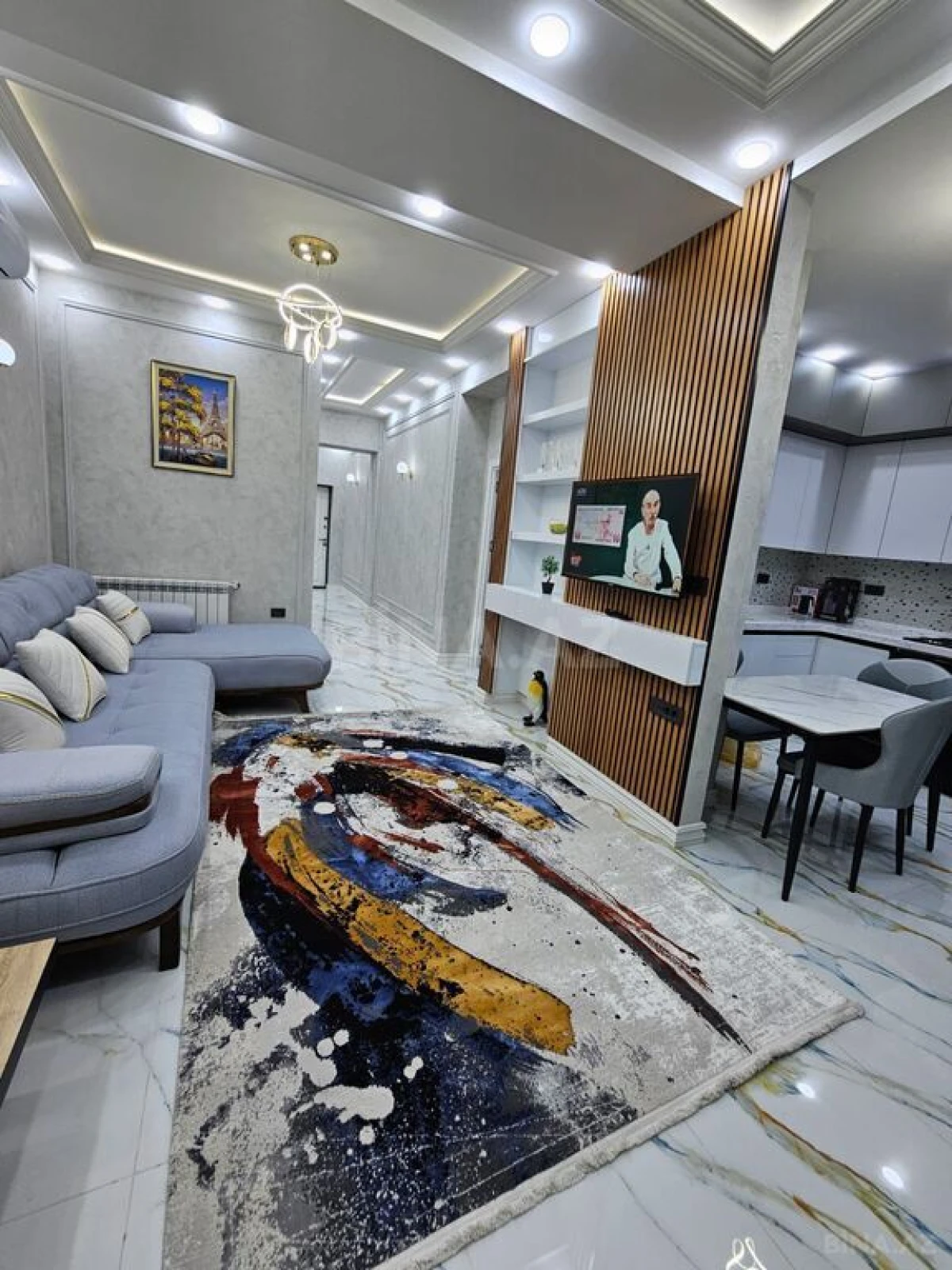 Kirayə verilir 2 otaqlı mənzil 95 m²