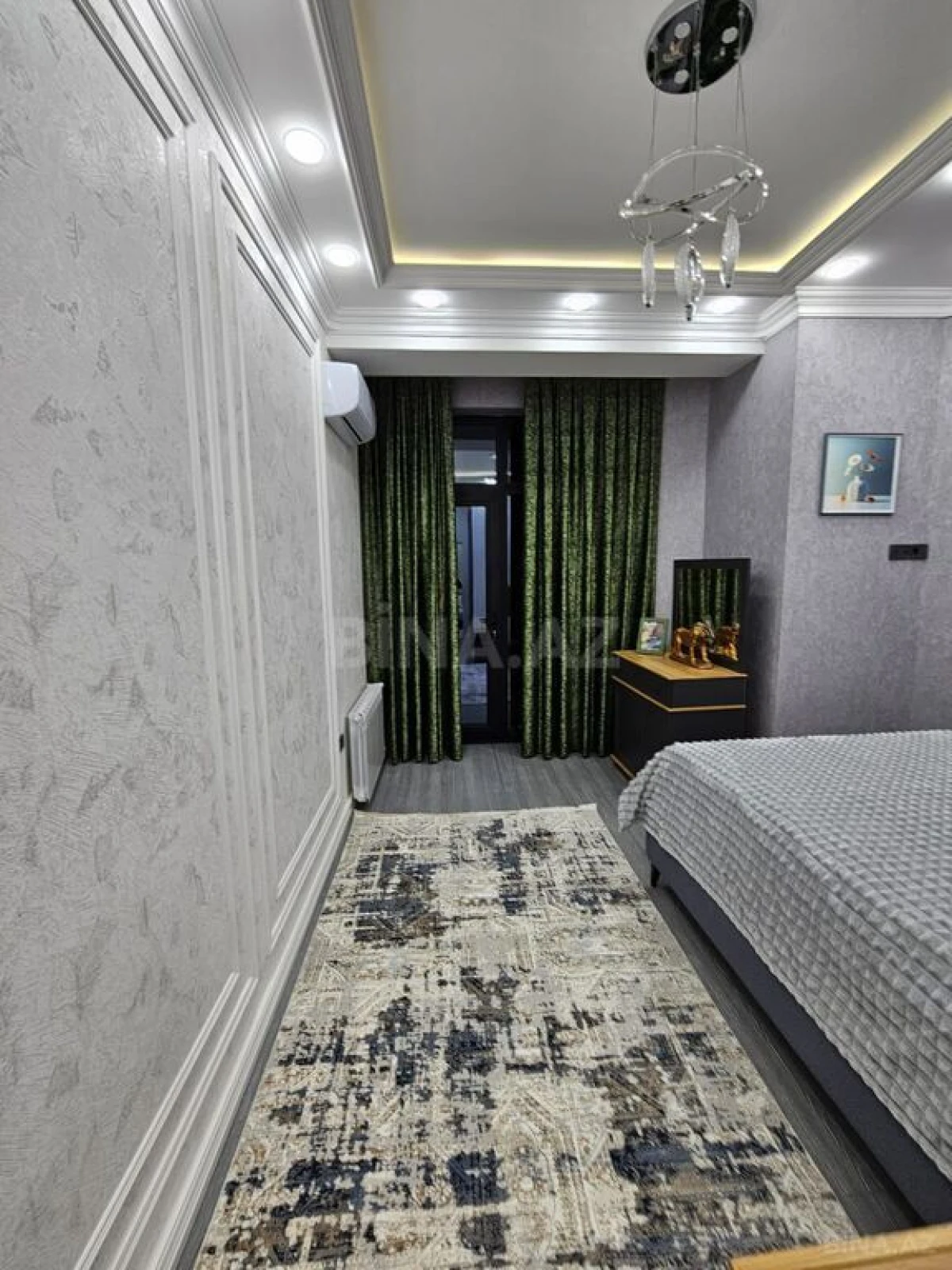 Kirayə verilir 2 otaqlı mənzil 95 m²