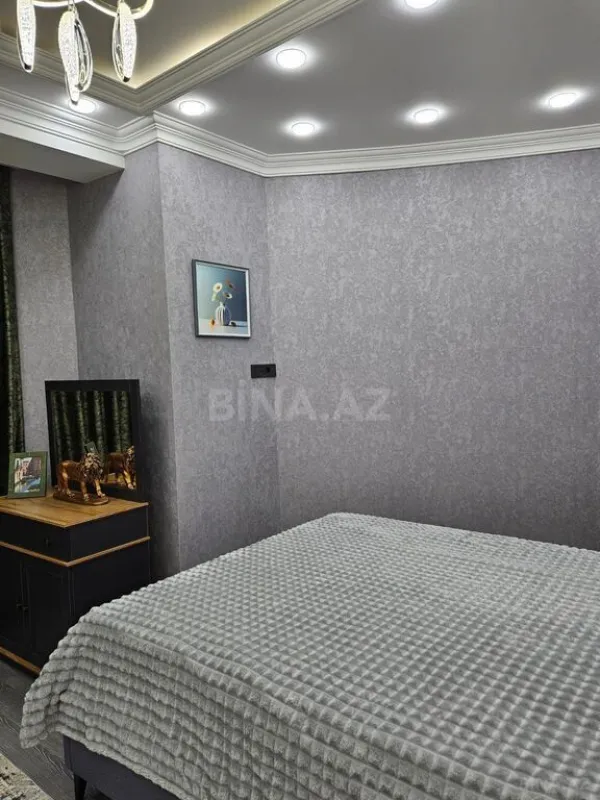 Kirayə verilir 2 otaqlı mənzil 95 m²