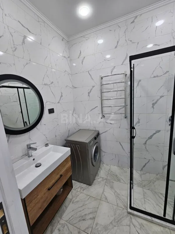Kirayə verilir 2 otaqlı mənzil 95 m²