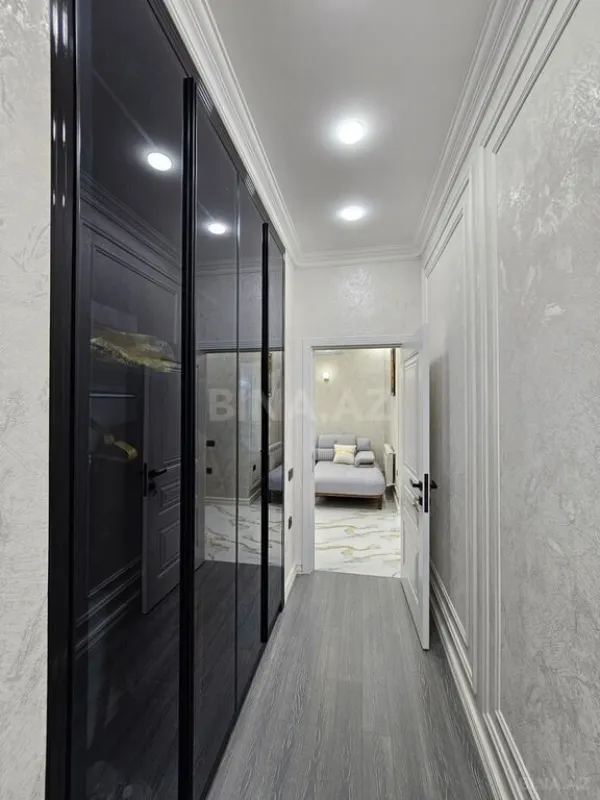 Kirayə verilir 2 otaqlı mənzil 95 m²