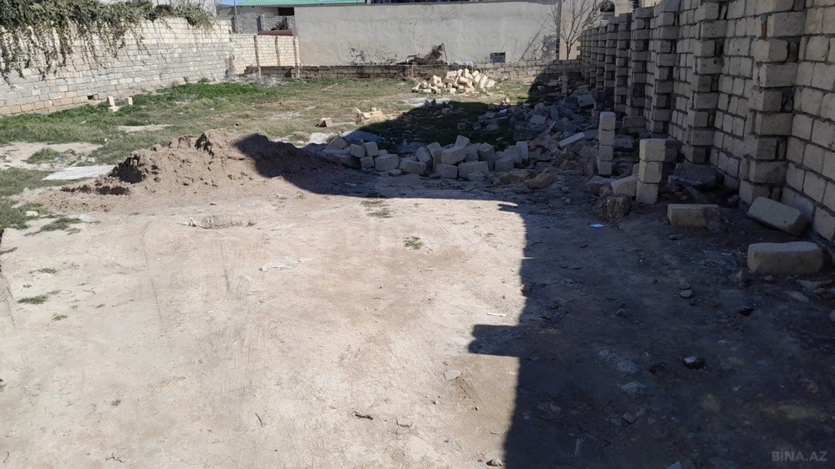 Satılır torpaq sahəsi 6 m²