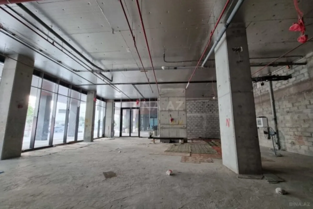 Satılır obyekt 350 m²