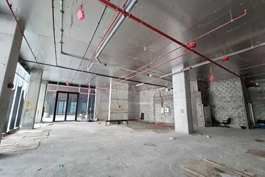 Satılır obyekt 350 m²