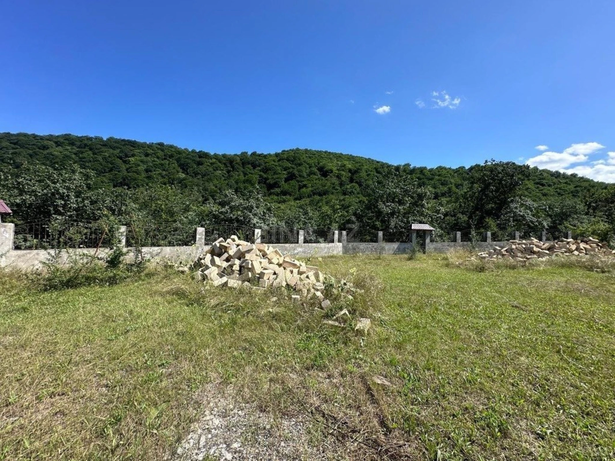 Satılır torpaq sahəsi 18 m²