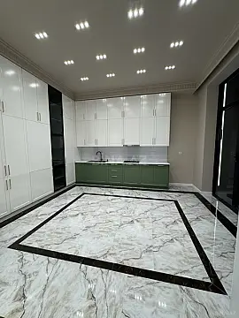 Satılır 4 otaqlı həyət evi 200 m²