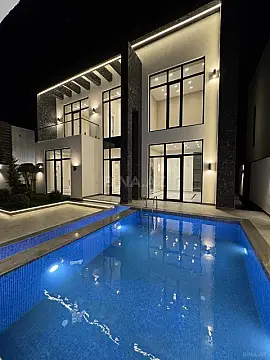 Satılır 4 otaqlı həyət evi 200 m²