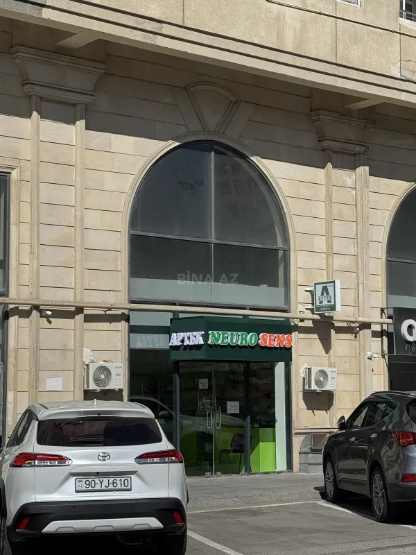 Satılır obyekt 60 m²