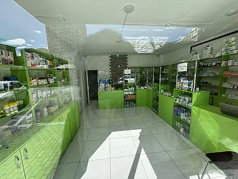 Satılır obyekt 60 m²