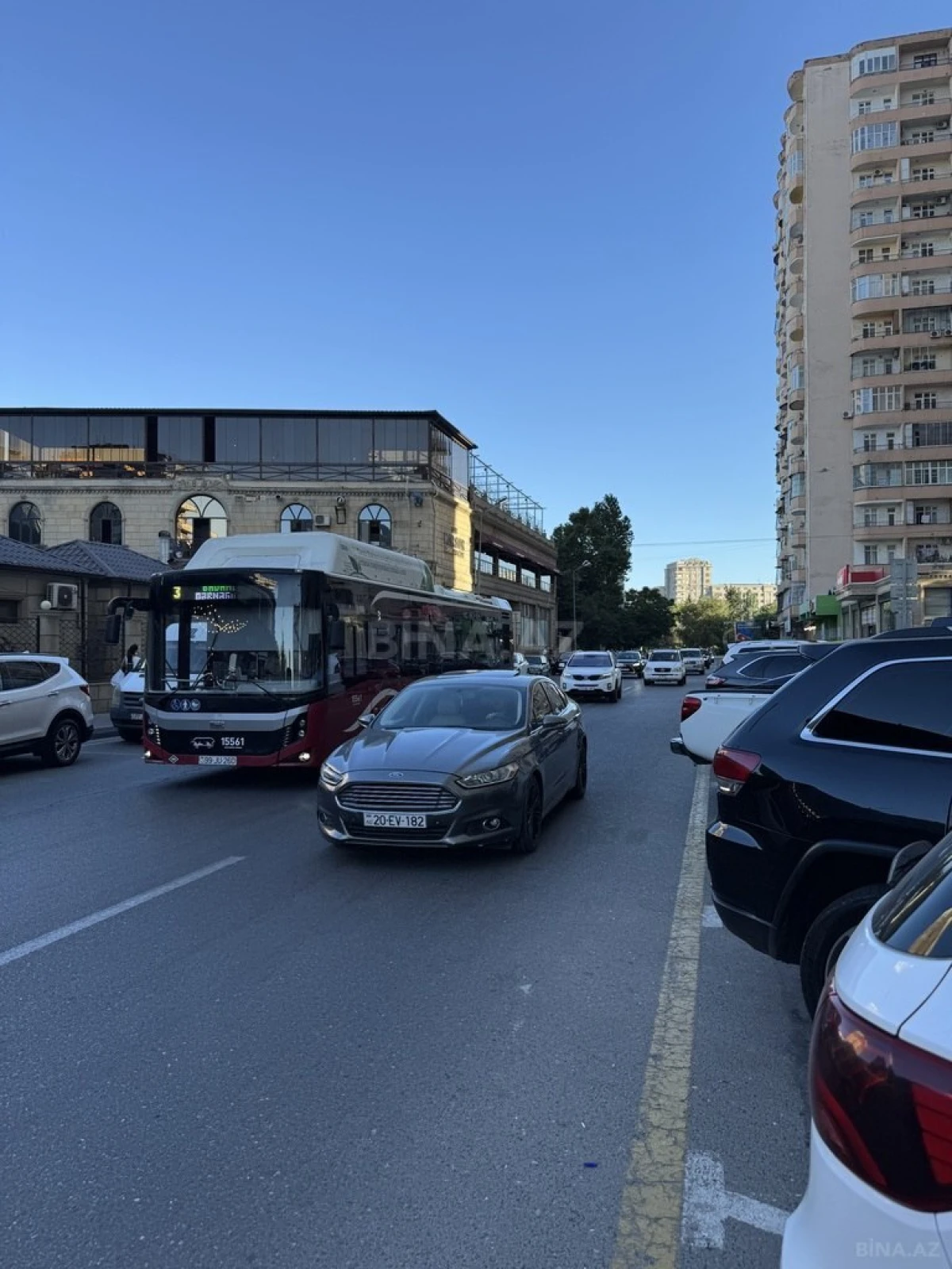 Satılır obyekt 60 m²