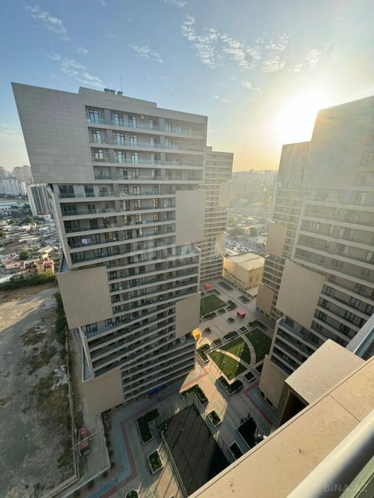 Kirayə verilir 2 otaqlı mənzil 70 m²