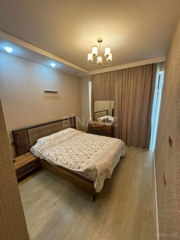 Kirayə verilir 2 otaqlı mənzil 70 m²