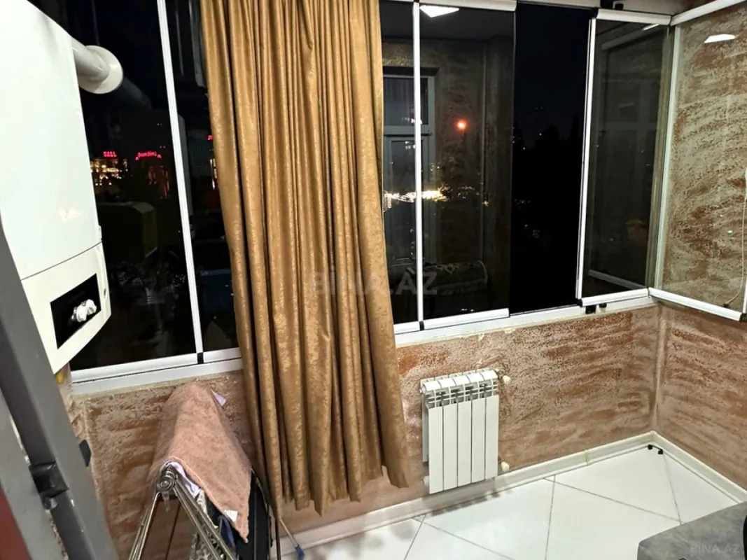 Satılır 2 otaqlı mənzil 105 m²