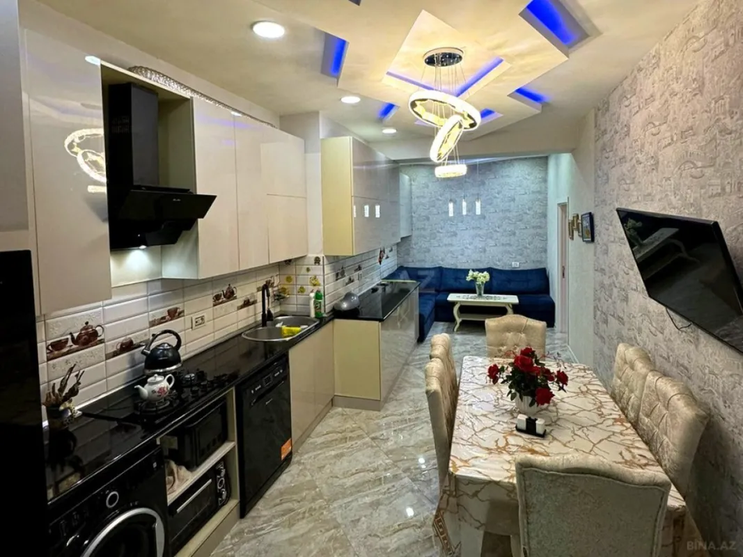 Satılır 2 otaqlı mənzil 105 m²