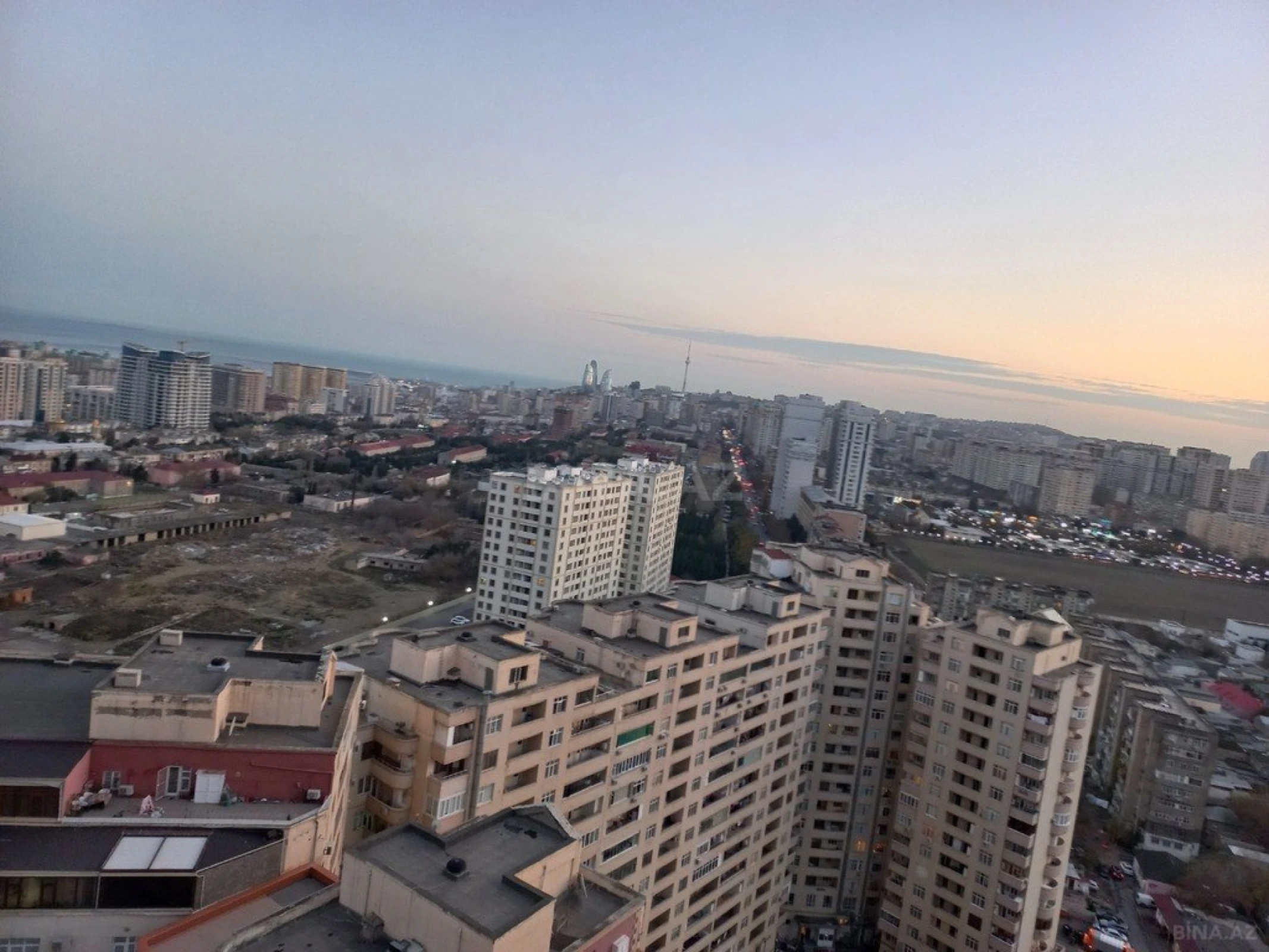 Kirayə verilir 2 otaqlı mənzil 65 m²