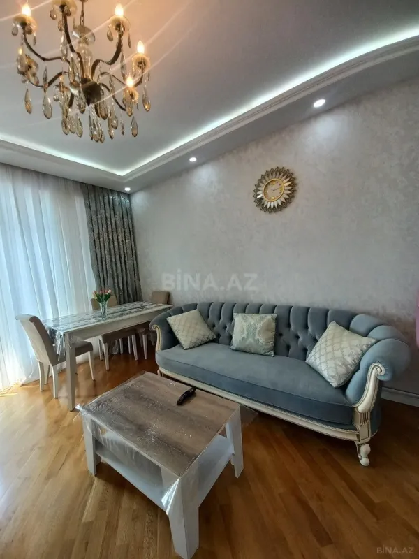 Kirayə verilir 2 otaqlı mənzil 65 m²