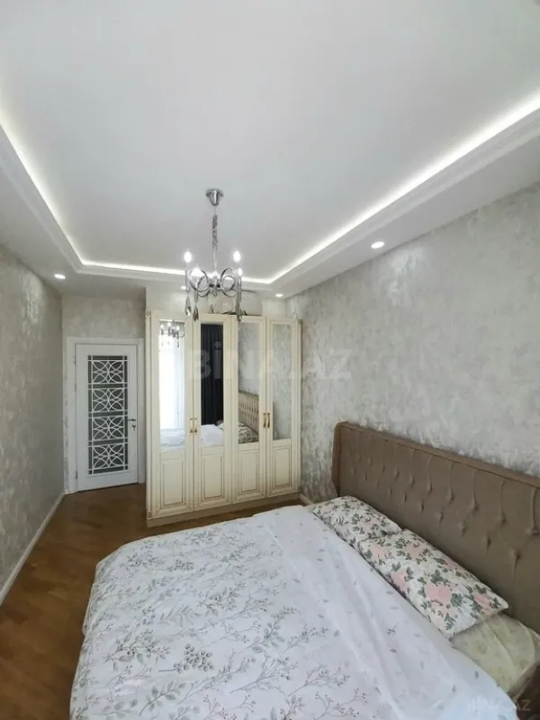 Kirayə verilir 2 otaqlı mənzil 65 m²