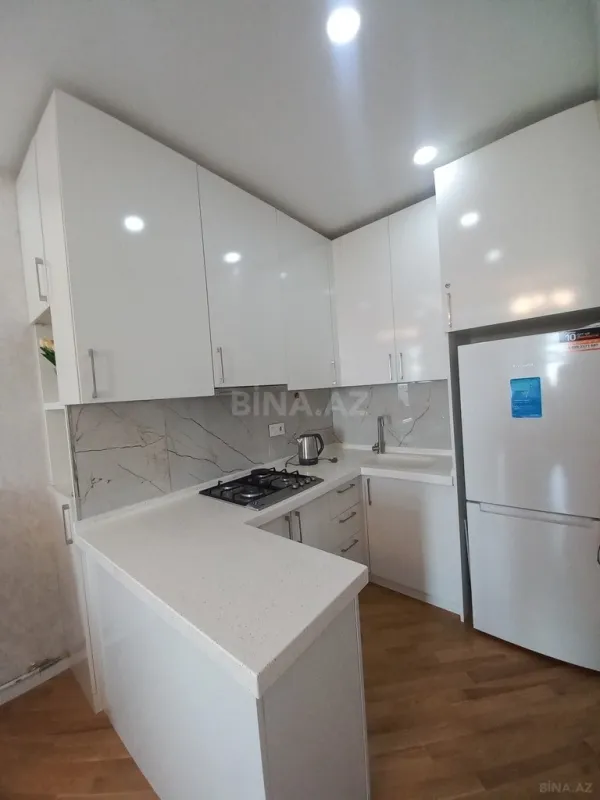 Kirayə verilir 2 otaqlı mənzil 65 m²