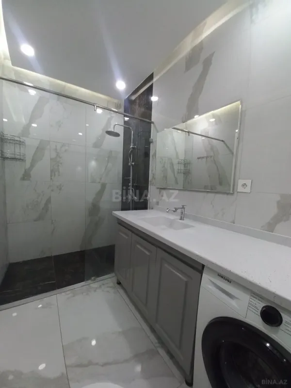 Kirayə verilir 2 otaqlı mənzil 65 m²