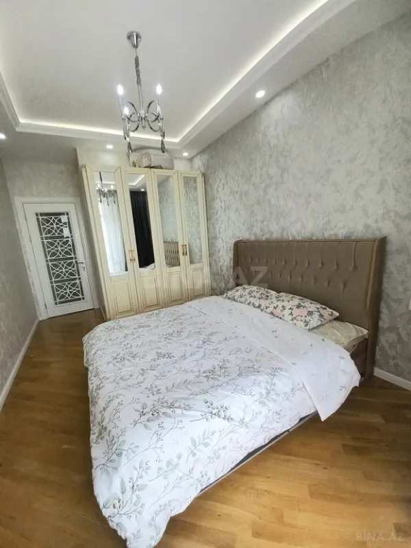 Kirayə verilir 2 otaqlı mənzil 65 m²