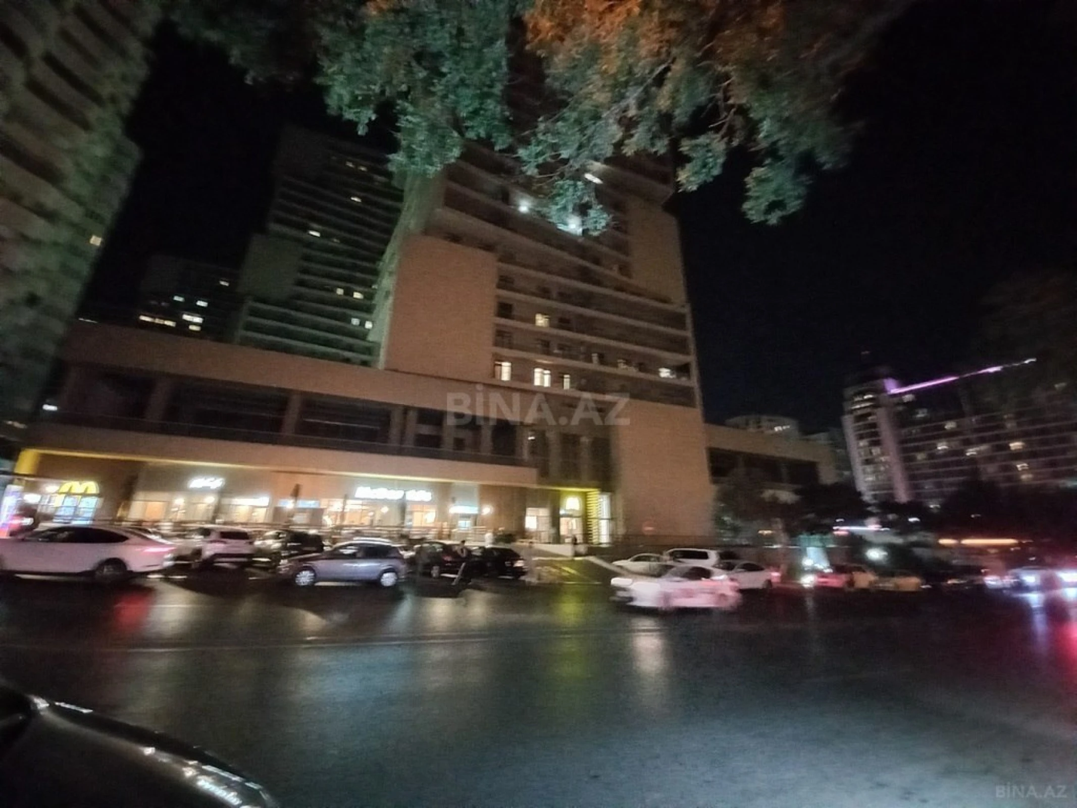 Kirayə verilir 2 otaqlı mənzil 65 m²