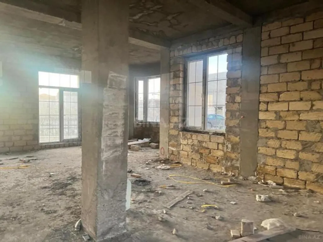 Satılır 6 otaqlı həyət evi 320 m²