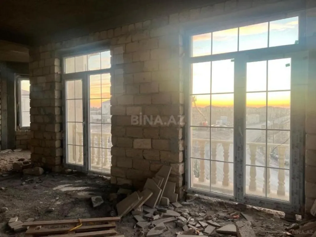 Satılır 6 otaqlı həyət evi 320 m²