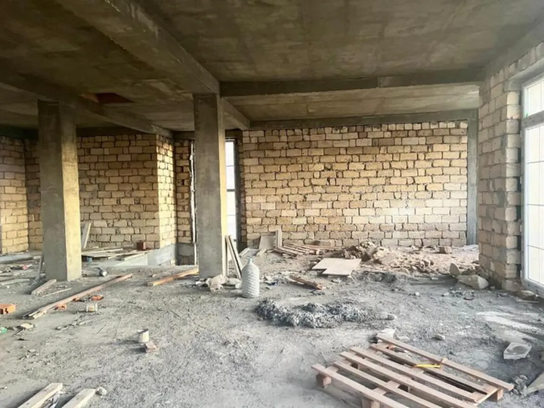 Satılır 6 otaqlı həyət evi 320 m²