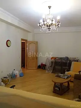 Satılır 3 otaqlı mənzil 137 m²