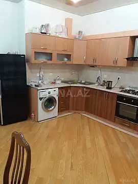 Satılır 3 otaqlı mənzil 137 m²
